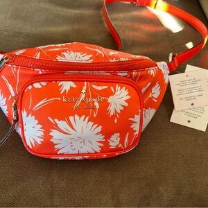 Kate Spade Orange and White Dorien Belt Bag, NWT
